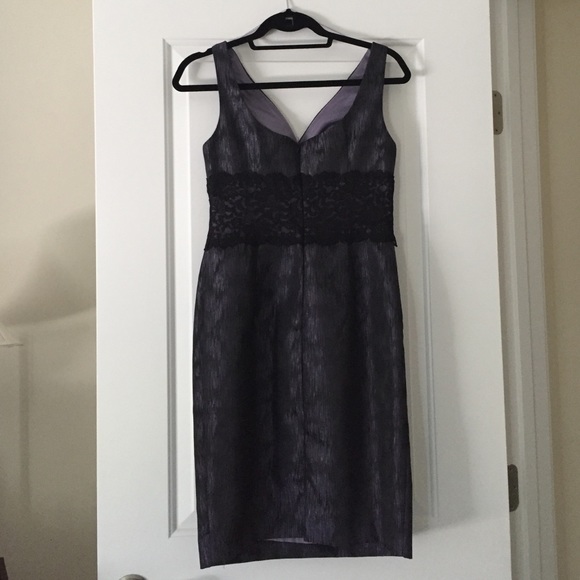 Maggie London Size 6P formal dress - Picture 3 of 3