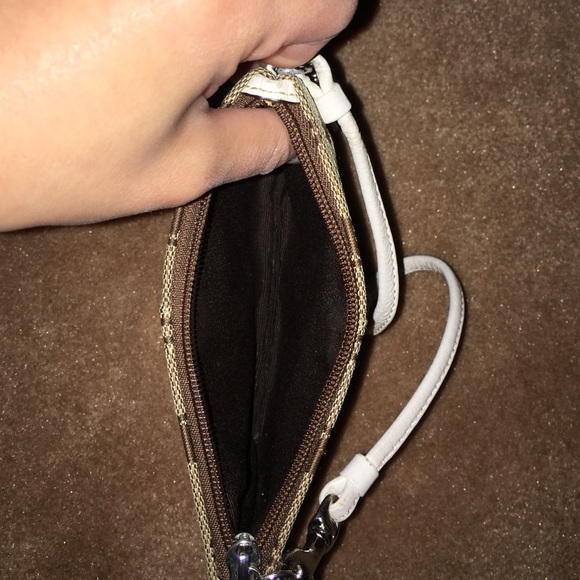 Small coach wristlet - Picture 2 of 3