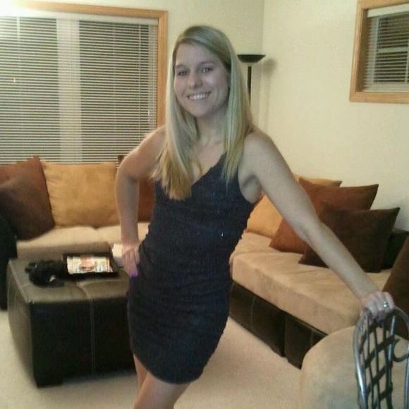 Meet your Posher, Rianna - Picture 1 of 1