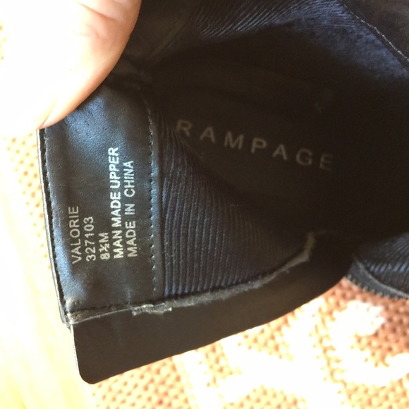 Studded black leather Boots - Picture 3 of 4