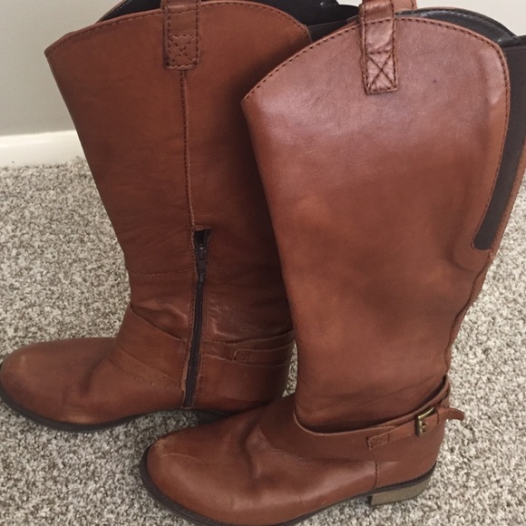 Knee High "Call it Spring" Brown Boots. 8.5 Used.