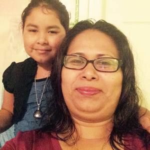 Meet your Posher, Mirna