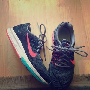 Nike Zoom Structure 18