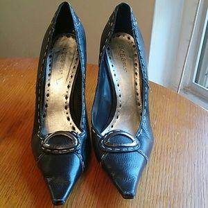 BCBGirls Topstitch Pump
