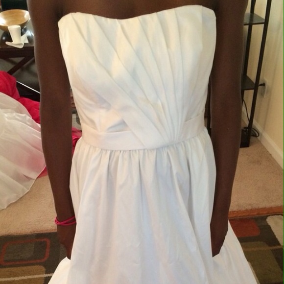 White Dress - Picture 3 of 4