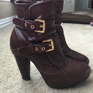 Brown short boots