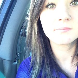 Meet your Posher, Brooke