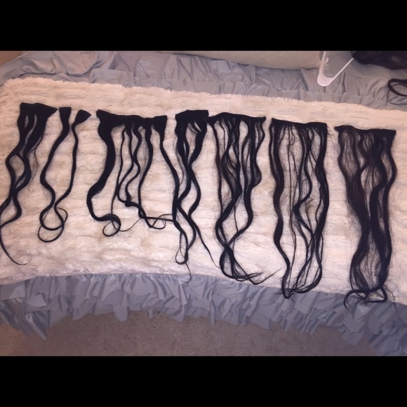 22" Clip In Black Hair Extensions