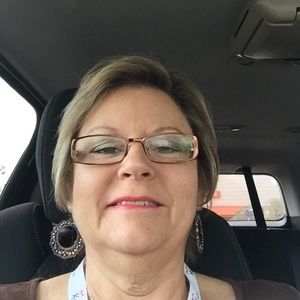 Meet your Posher, Jeanie