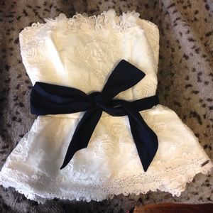 Abercrombie & Fitch strapless top M