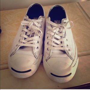 White leather jack Purcell converse