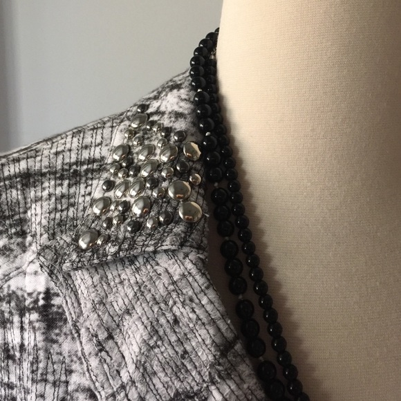 ALBERTO MAKALI EMBELLISHED BLAZER JACKET - Picture 5 of 13