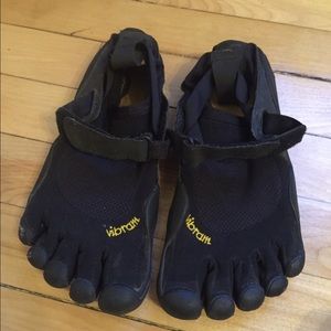 Vibram five finger shoes