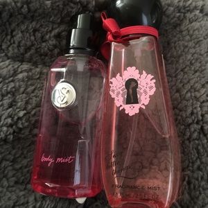 2 Victoria secret body sprays bundle
