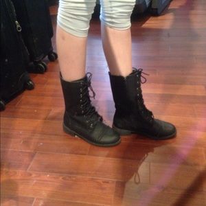combat boots