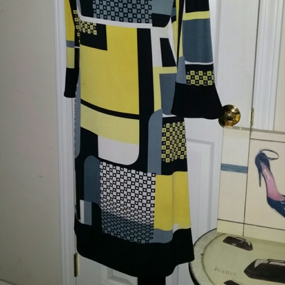 Sold Yellow/Gray Dress - Picture 4 of 4