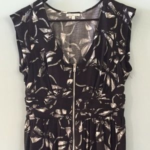 Bow print black dress with exposed front zipper