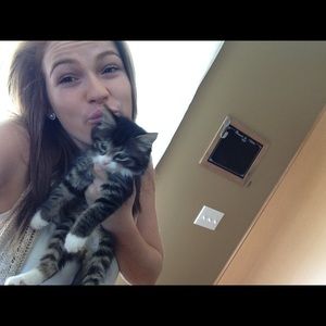 Meet your Posher, Mackenzie