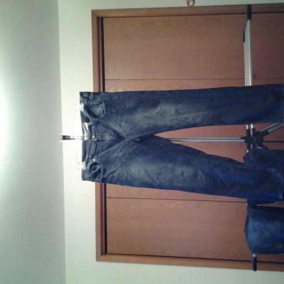 Urban pipeline jeans