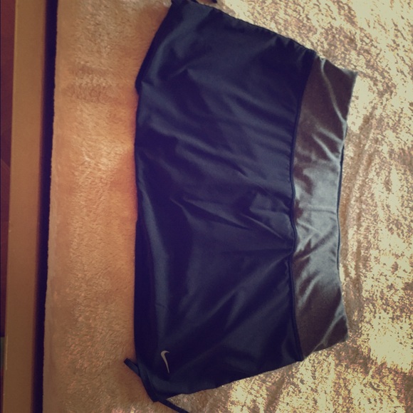 Nike tennis skort
