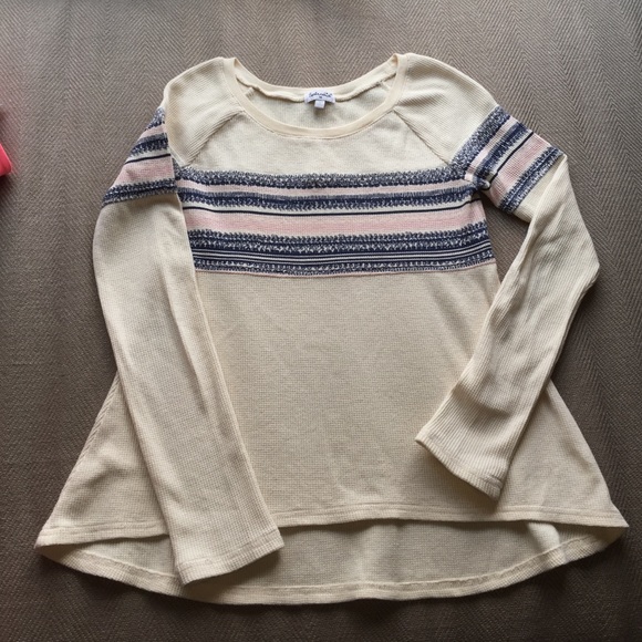 Splendid Cream thermal swing top.