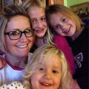 Meet your Posher, Nicky