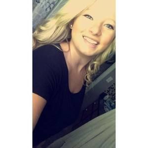 Meet your Posher, Alexis