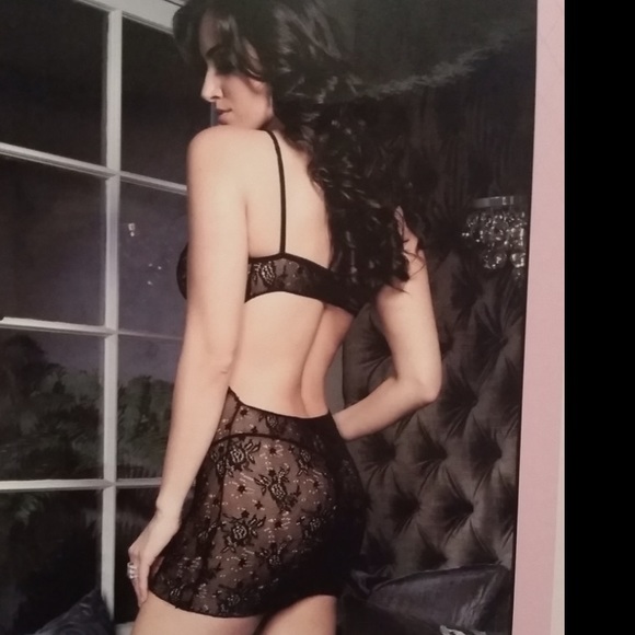 Lingerie - Picture 2 of 2