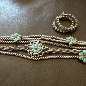 Bracelet earring set
