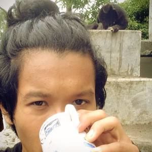 Meet your Posher, Lhakpa