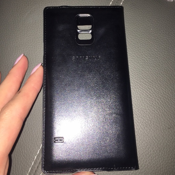 Samsung Galaxy S5 S-View flip cover. - Picture 4 of 4