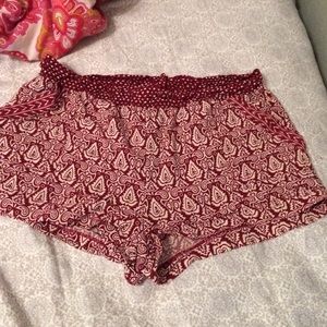 Loose Waist Printed Shorts