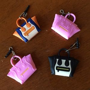Headphone plug