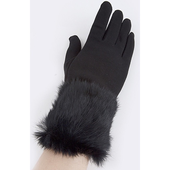 Flash sale!!! Real fur trim gloves 🎉🎊HP🎉🎊