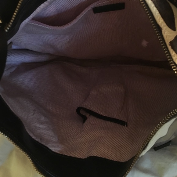 Dooney and Bourke Medium Safari Bag - Picture 3 of 3