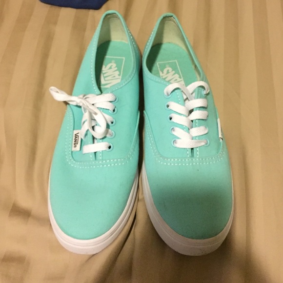 worn once, like new. - Picture 2 of 2