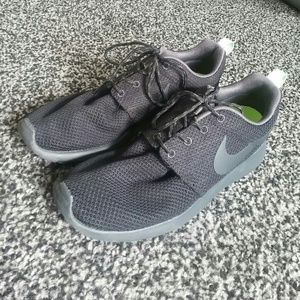 Nike roshe sneakers trainers