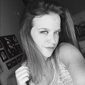 Meet your Posher, Ali