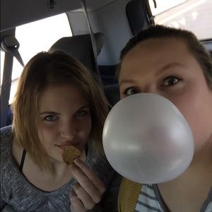 Meet your Posher, Gillian