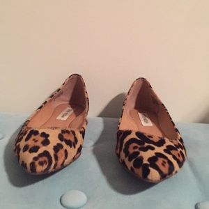 Steve Madden Leopard Flats