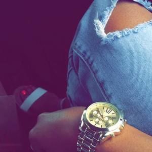 Meet your Posher, Ariel