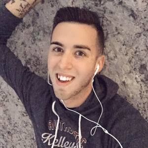 Meet your Posher, Kyle