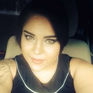 Meet your Posher, Angelica