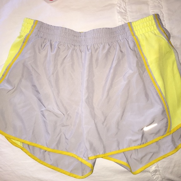 women's M yellow and grey Nike shorts