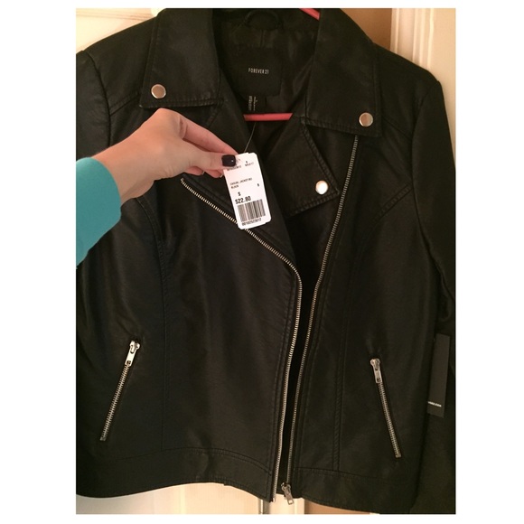 Forever 21 black leather jacket