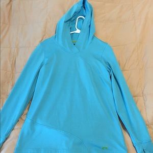 Under armour fitted Dri fit pull over