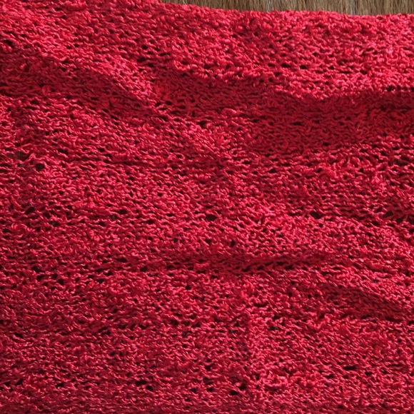 Red scarf - Picture 3 of 3