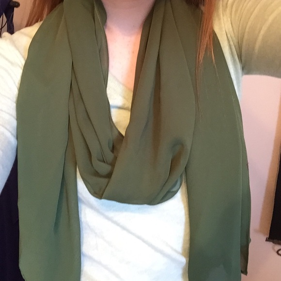 Green scarf