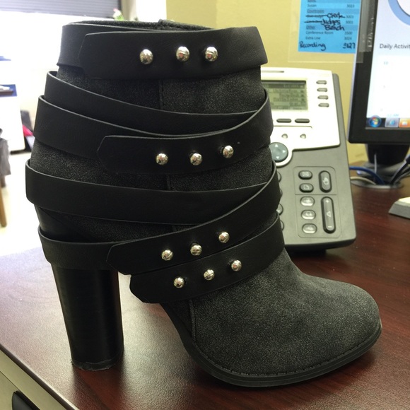Dark gray booties size 6