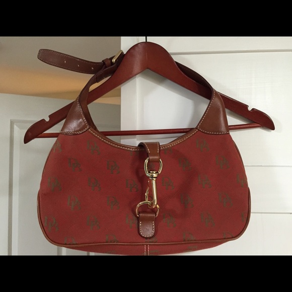 Medium leather and fabric Dooney & Bourke Purse